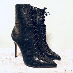 Black Leather Reptile Embossed Lace-Up Stiletto Schutz Anaiya Booties Size 6.1/2